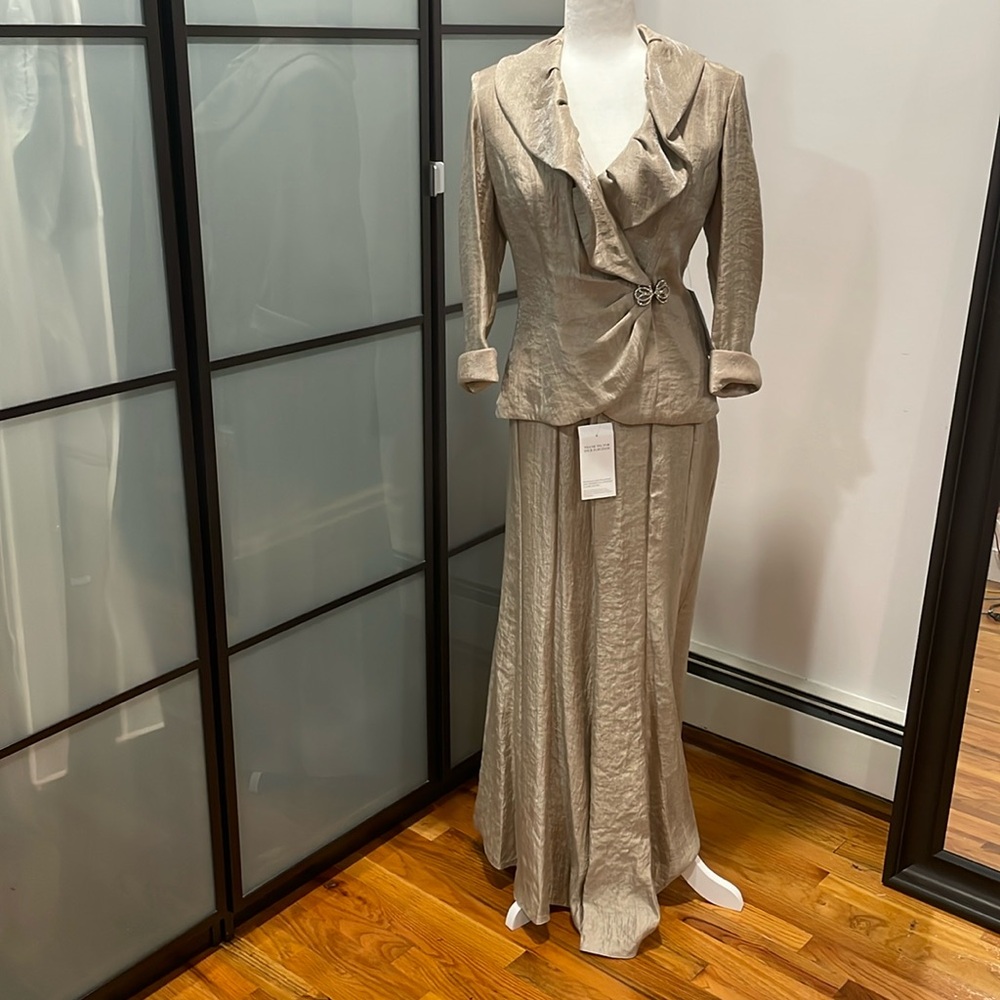Elegant Suit - Maxi Skirt and Blazer Set